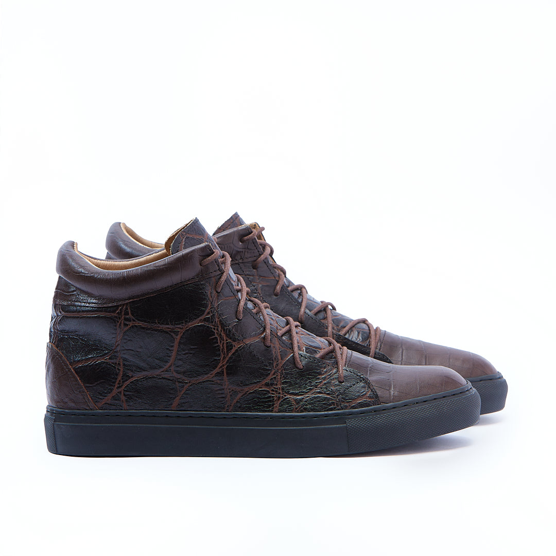 Urban Boot in Brown Leather With A Crocodile Pattern